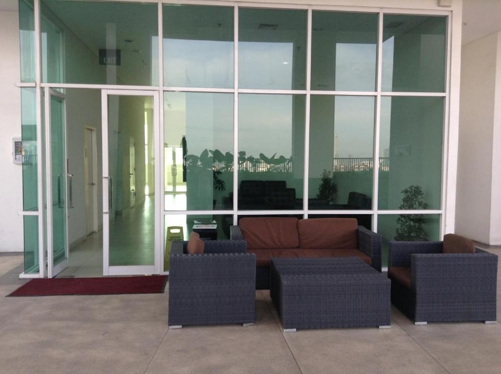 2 Bedrooms - Thamrin Executive Apartment At Jakarta Center Jacarta Exterior foto